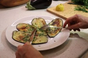 Gegrillte Aubergine Rezept, fertig